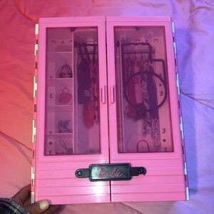 Barbie Pink and White Jewelry Organizer